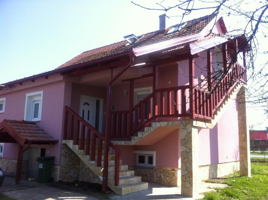 Apartman Anka Ratkovica Экстерьер фото