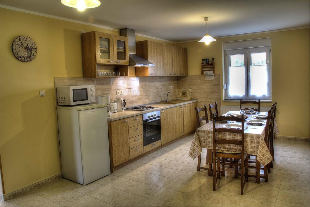 Apartman Anka Ratkovica Экстерьер фото